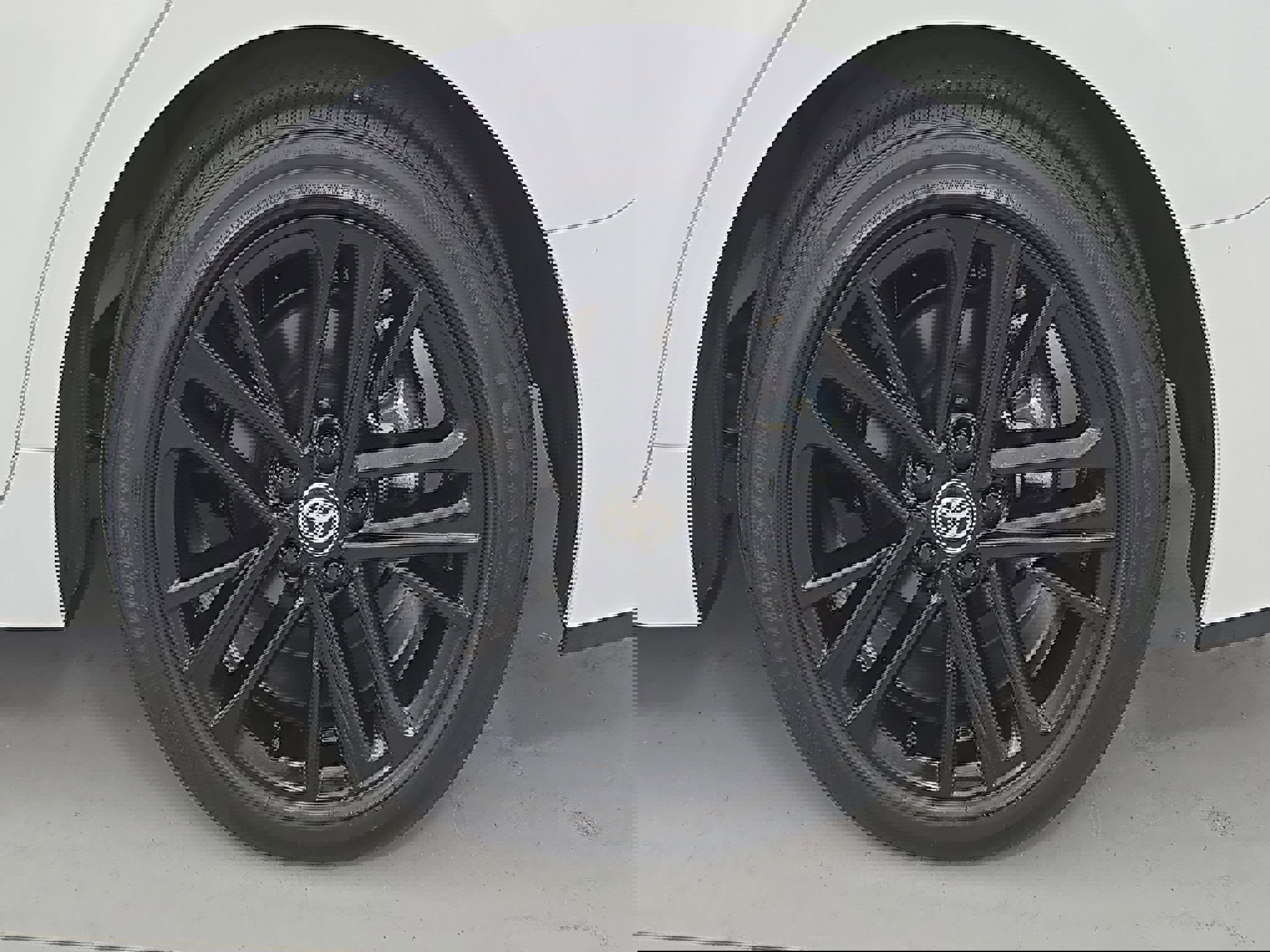 Used 2025 Toyota Camry SE w/ Convenience Package FWD image 31