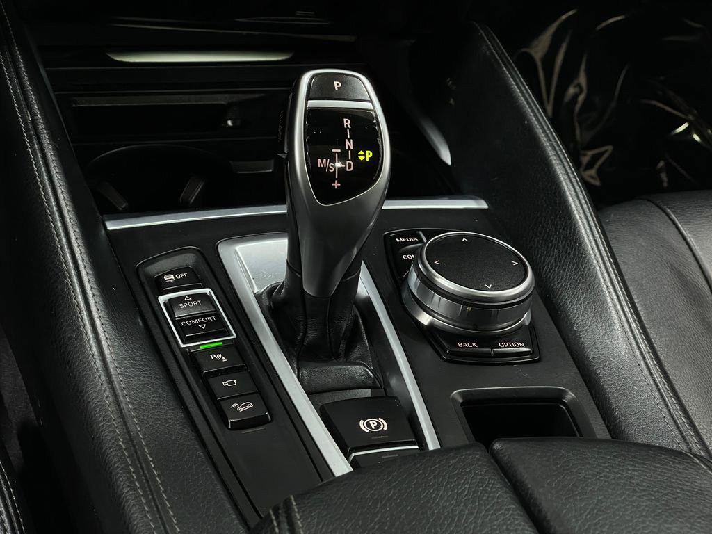 Used 2019 BMW X6 xDrive35i w/ Executive Package image 31