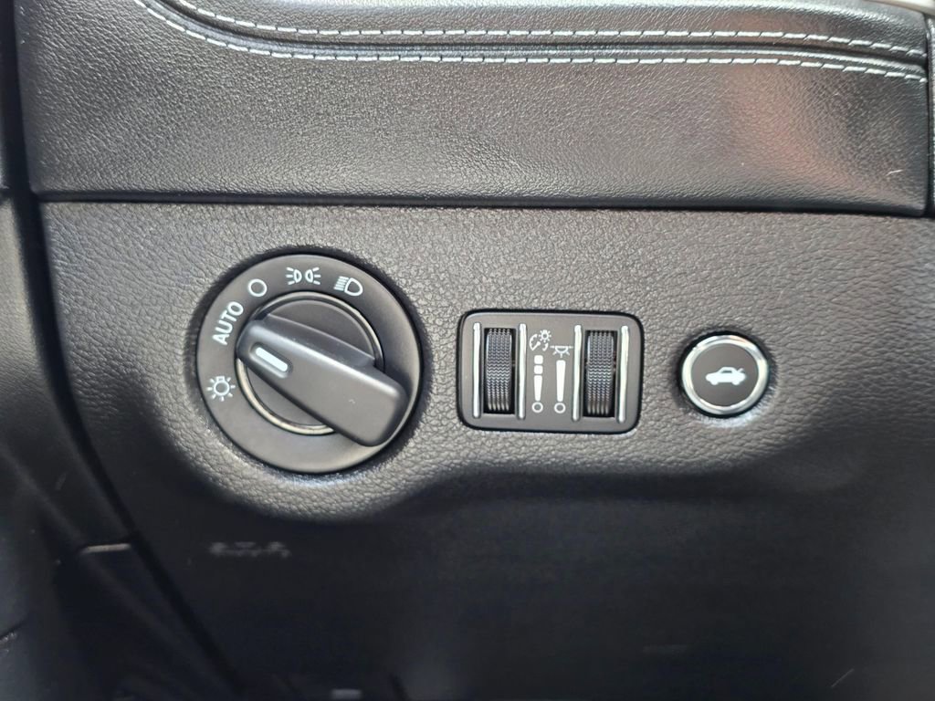 Used 2021 Dodge Charger Scat Pack RWD image 17