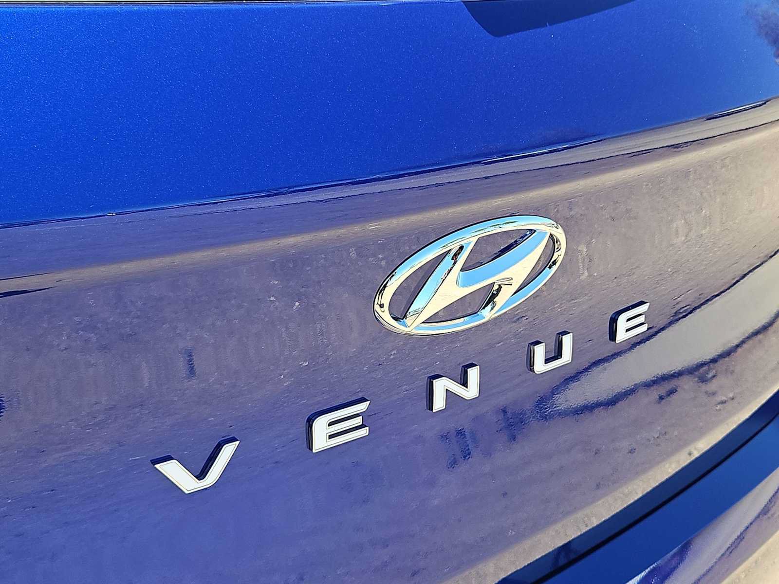Certified 2026 Hyundai Venue SEL FWD image 12