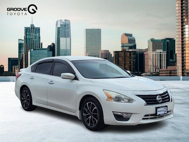 Used 2014 Nissan Altima 2.5 SV image 8