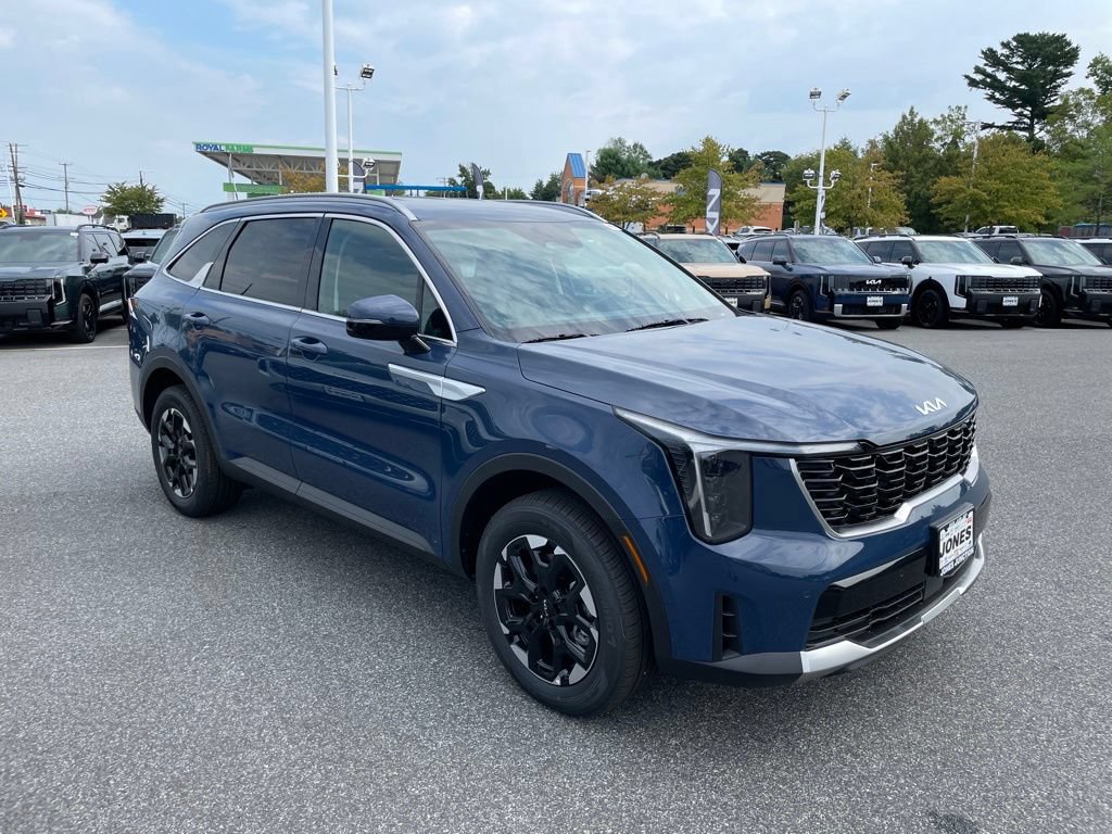 New 2026 Kia Sorento S AWD/4WD image 2