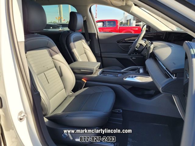 New 2026 Lincoln Nautilus Reserve image 11