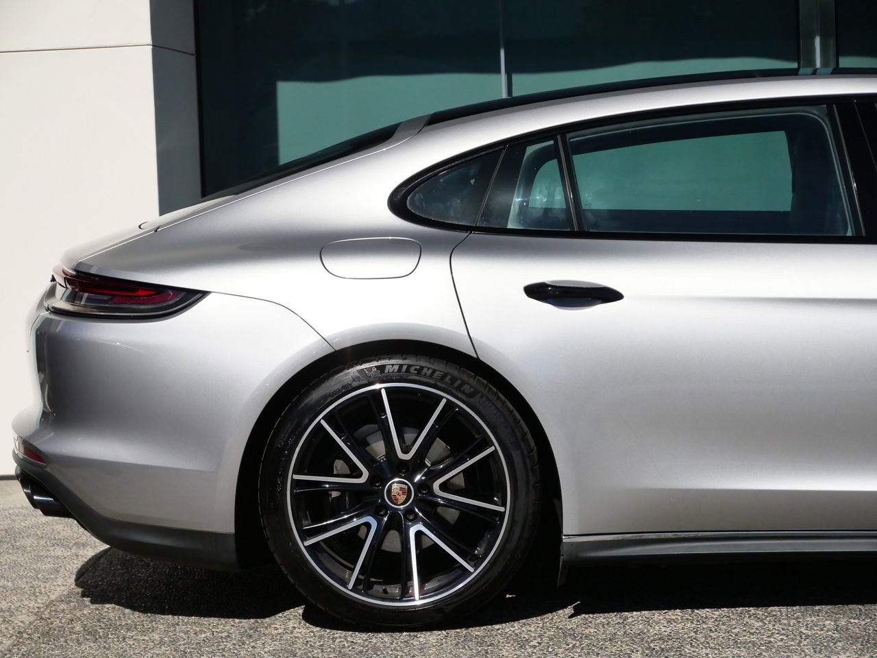 Used 2022 Porsche Panamera 4 Executive w/ Sport Chrono Package image 8