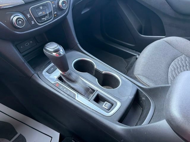 Used 2020 Chevrolet Equinox LT AWD/4WD image 32