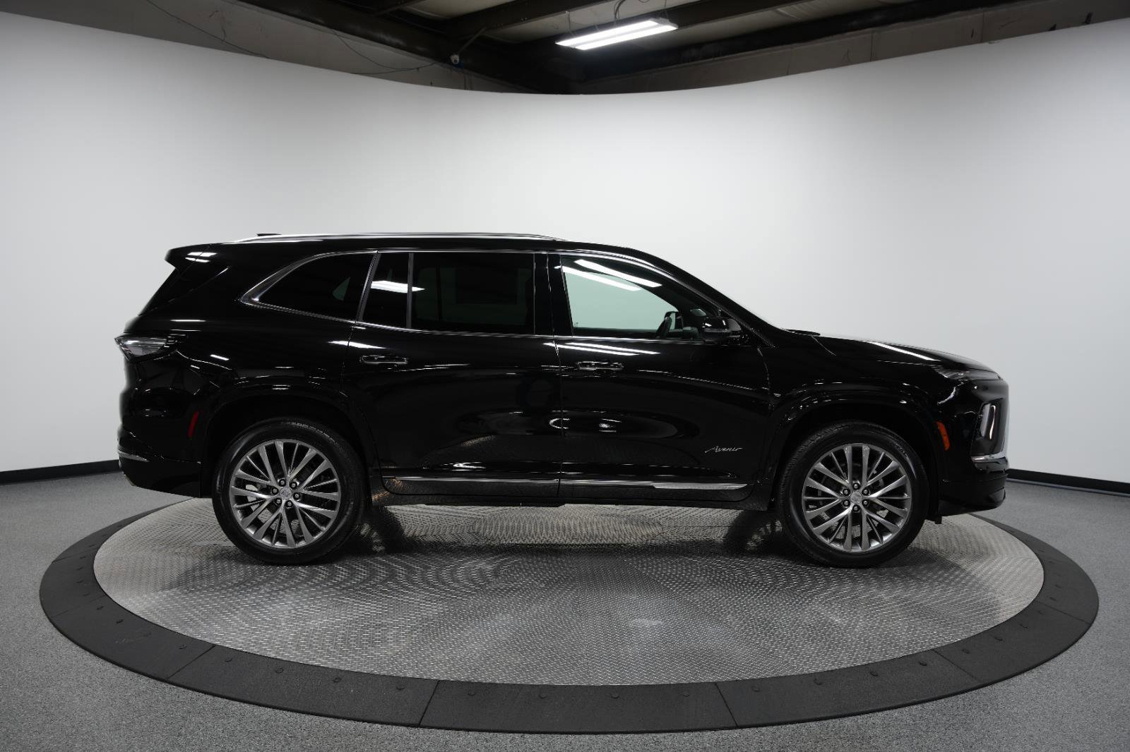 New 2026 Buick Enclave Avenir w/ Super Cruise Package image 8