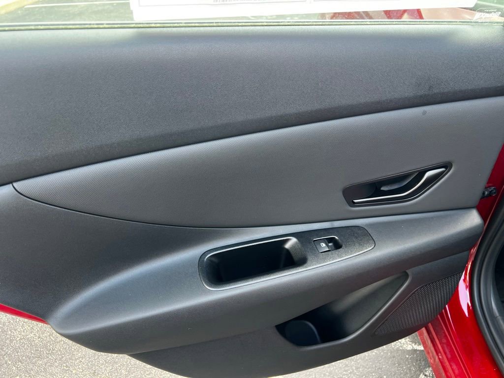 New 2026 Hyundai Elantra Sport FWD image 30