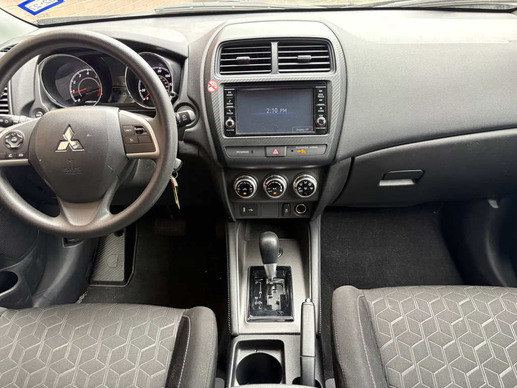 Used 2025 Mitsubishi Outlander Sport ES AWD/4WD image 29