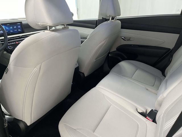 Certified 2025 Hyundai Tucson SEL image 13