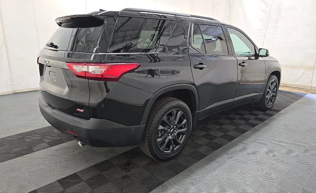 Used 2019 Chevrolet Traverse RS AWD/4WD image 3