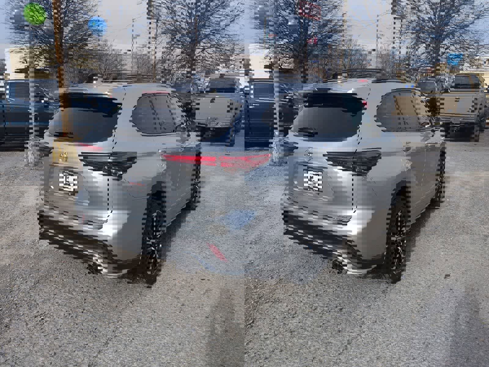 Used 2022 Toyota Highlander XSE image 8