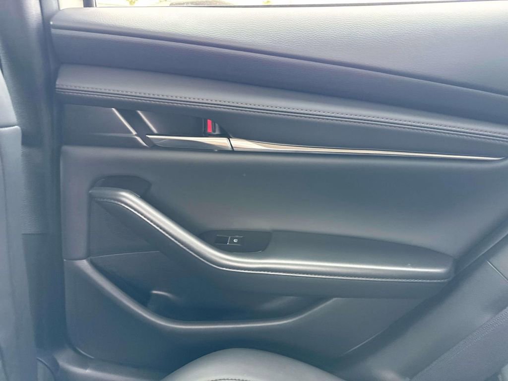 Certified 2025 MAZDA MAZDA3 s image 11