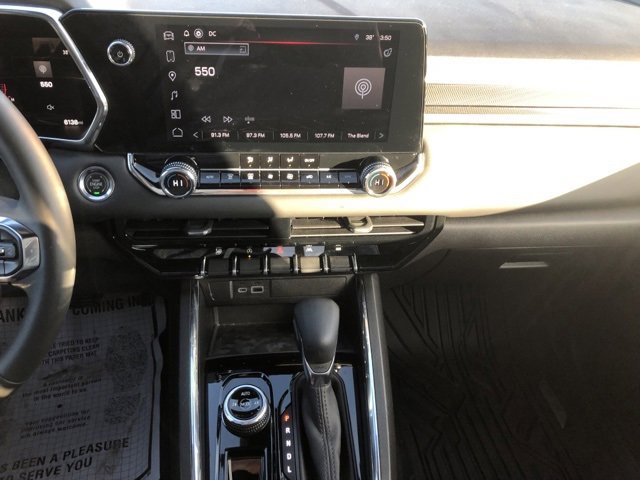 Used 2025 GMC Canyon Elevation w/ Convenience Package image 13