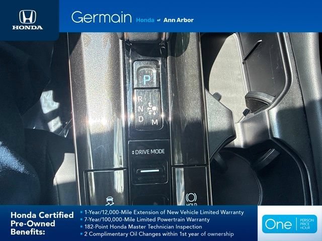 Used 2024 Toyota Crown Platinum AWD/4WD image 29