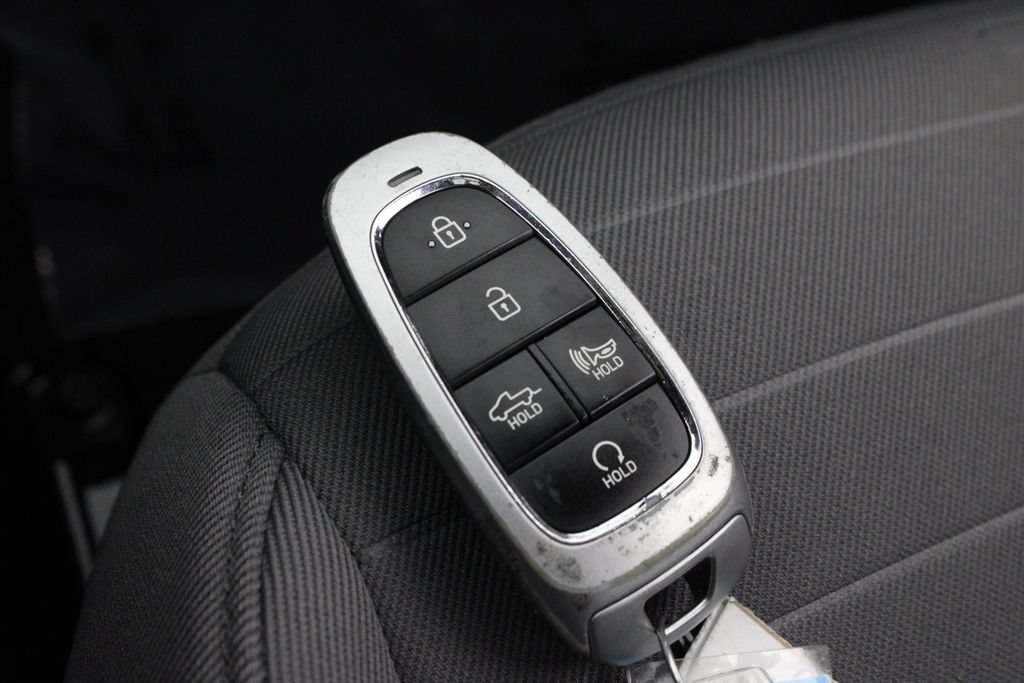 Used 2023 Hyundai Santa Cruz SEL w/ Activity Package FWD image 30