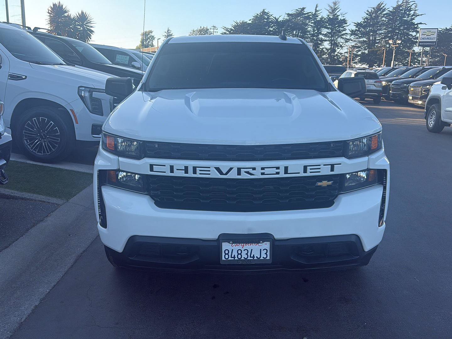 Used 2022 Chevrolet Silverado 1500 Custom RWD image 2