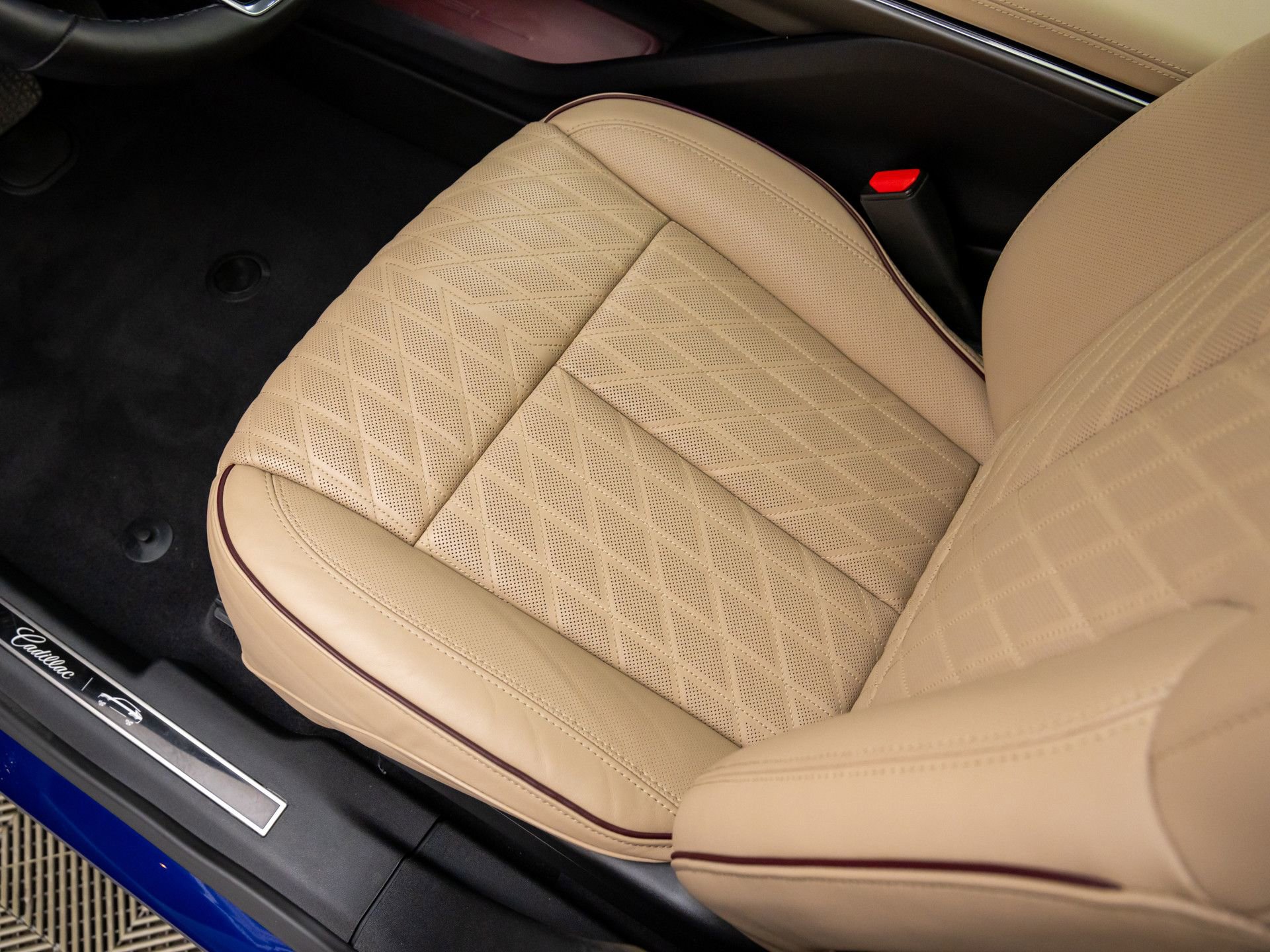 Certified 2024 Cadillac Lyriq Sport w/ Nappa Leather Package image 19