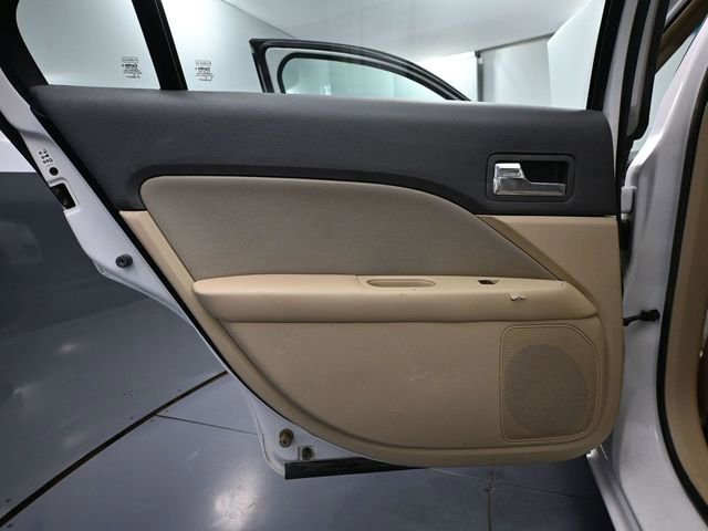 Used 2010 Ford Fusion SE FWD image 32