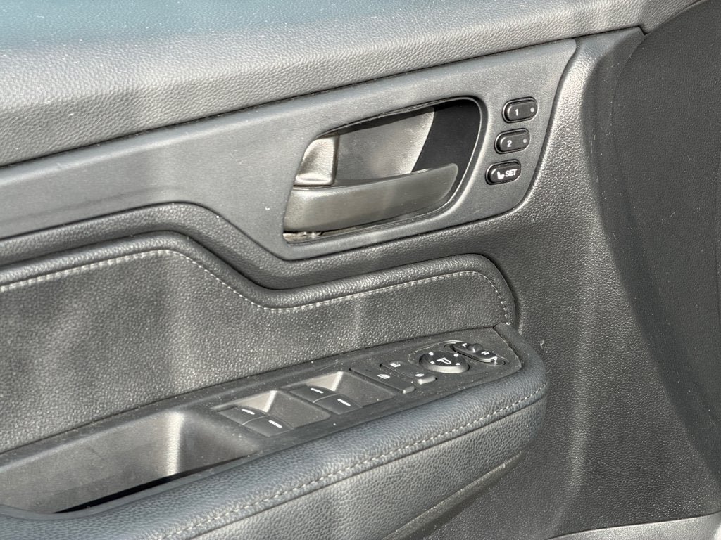 Used 2025 Honda Odyssey Sport-L image 21
