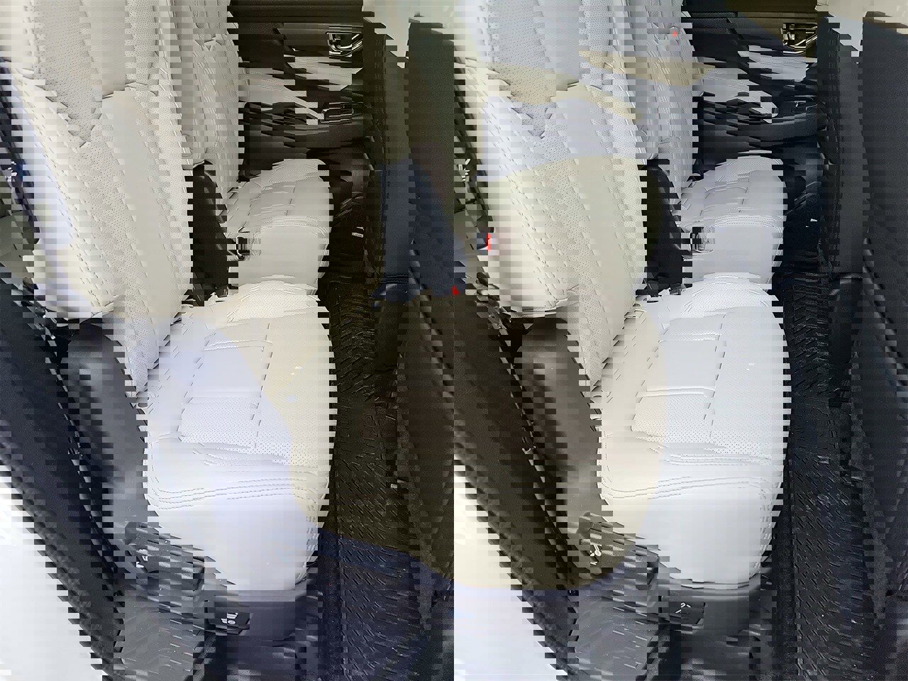 Certified 2025 Subaru Ascent Limited image 15