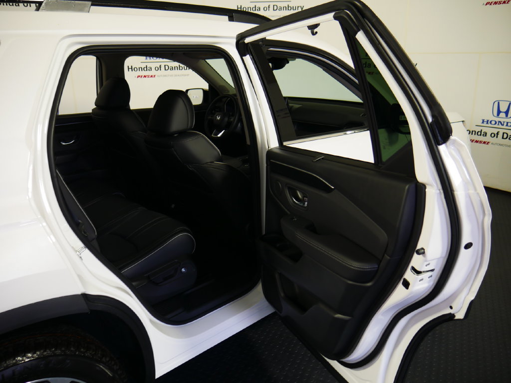 New 2026 Honda Pilot Elite image 8