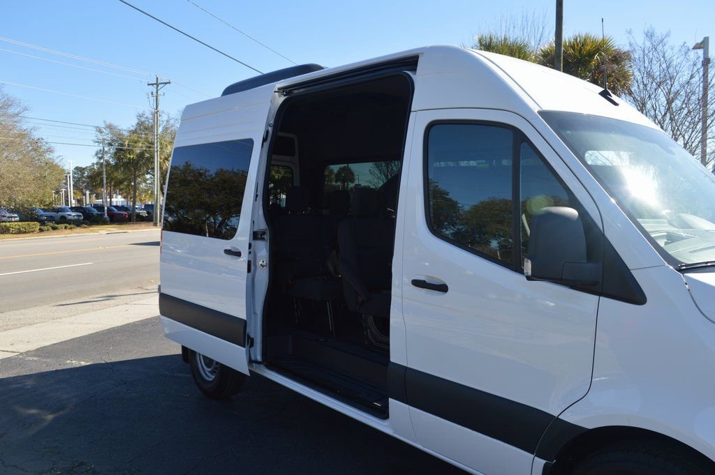 Used 2024 Mercedes-Benz Sprinter 2500 image 38