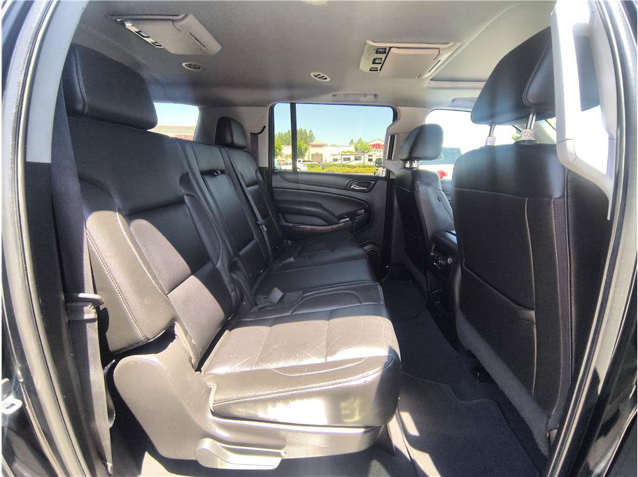 Used 2019 Chevrolet Suburban Premier AWD/4WD image 16