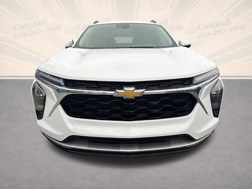 Used 2025 Chevrolet Trax LT w/ LT Convenience Package image 9