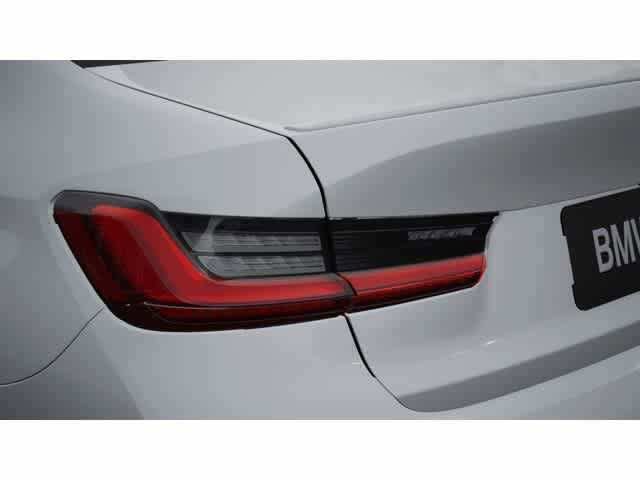 Used 2026 BMW 330i Sedan w/ M Sport Package RWD image 8