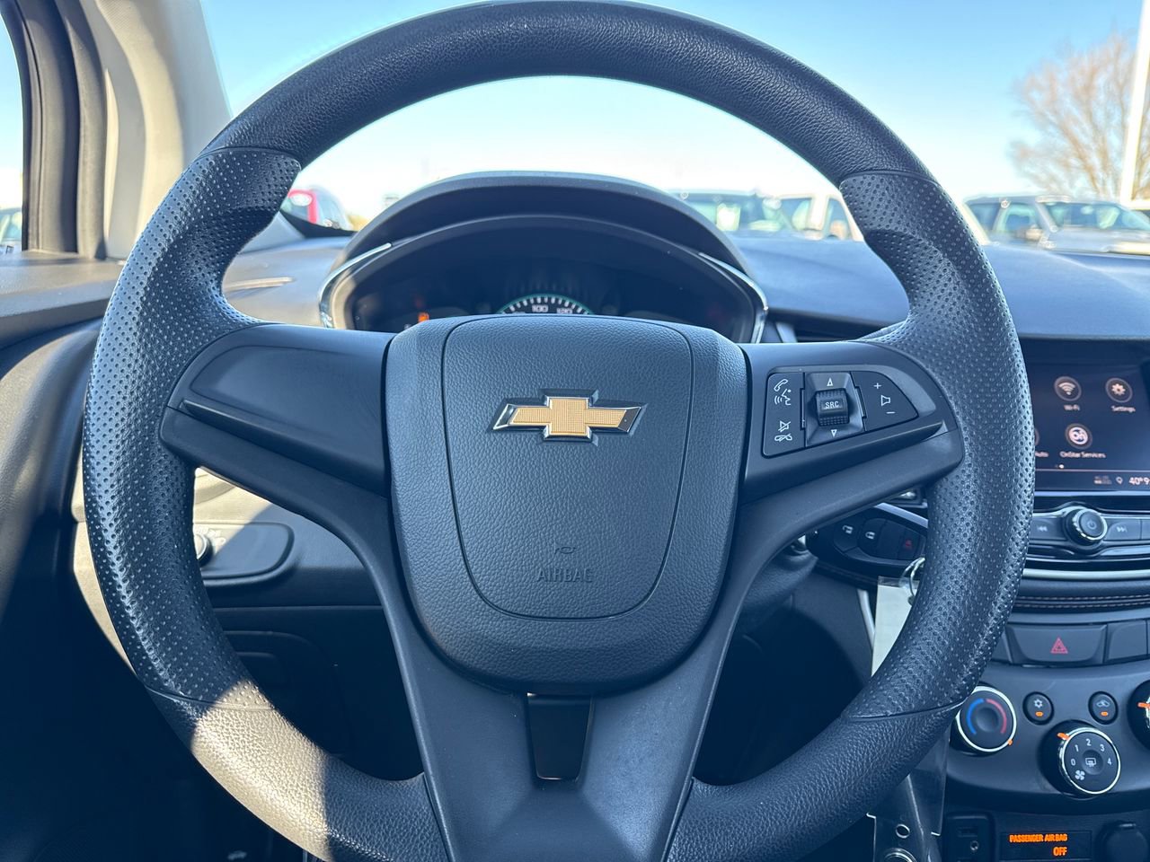 Used 2021 Chevrolet Trax LS AWD/4WD image 13