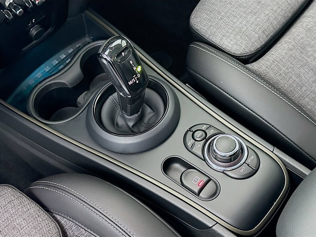 Certified 2024 MINI Cooper Countryman S FWD image 17