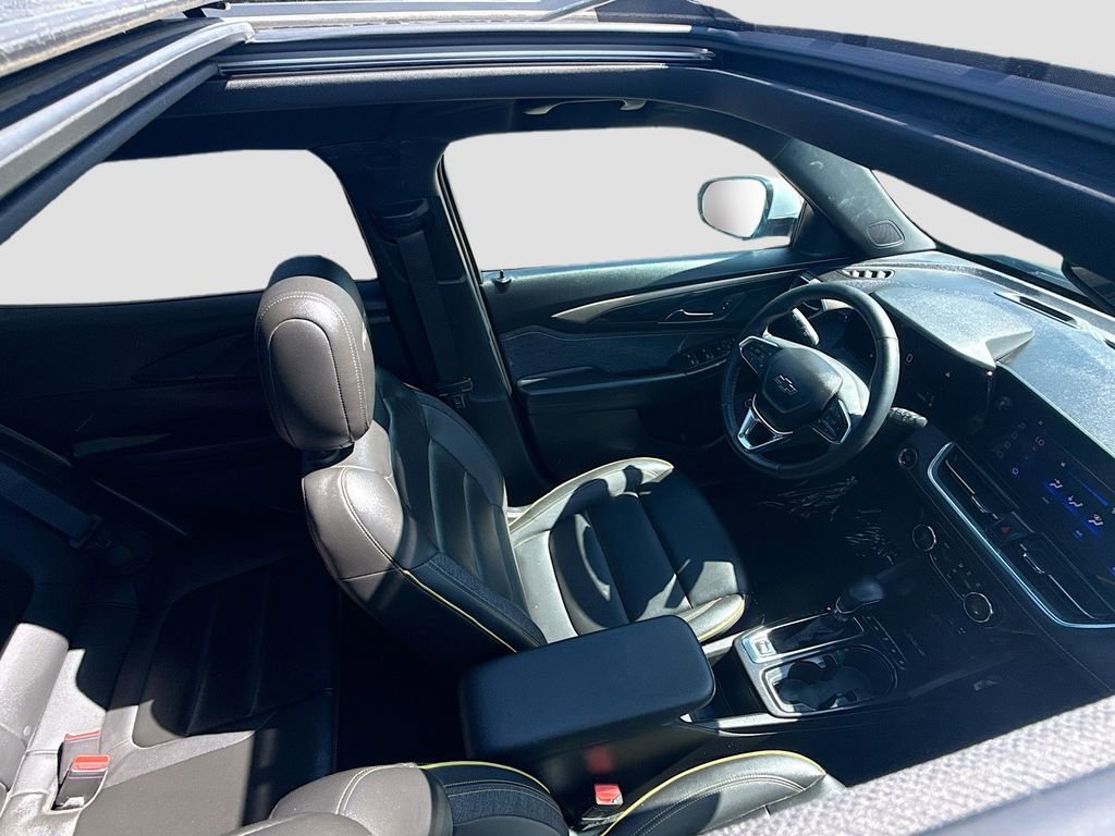 Used 2025 Chevrolet TrailBlazer ACTIV w/ Convenience Package image 21