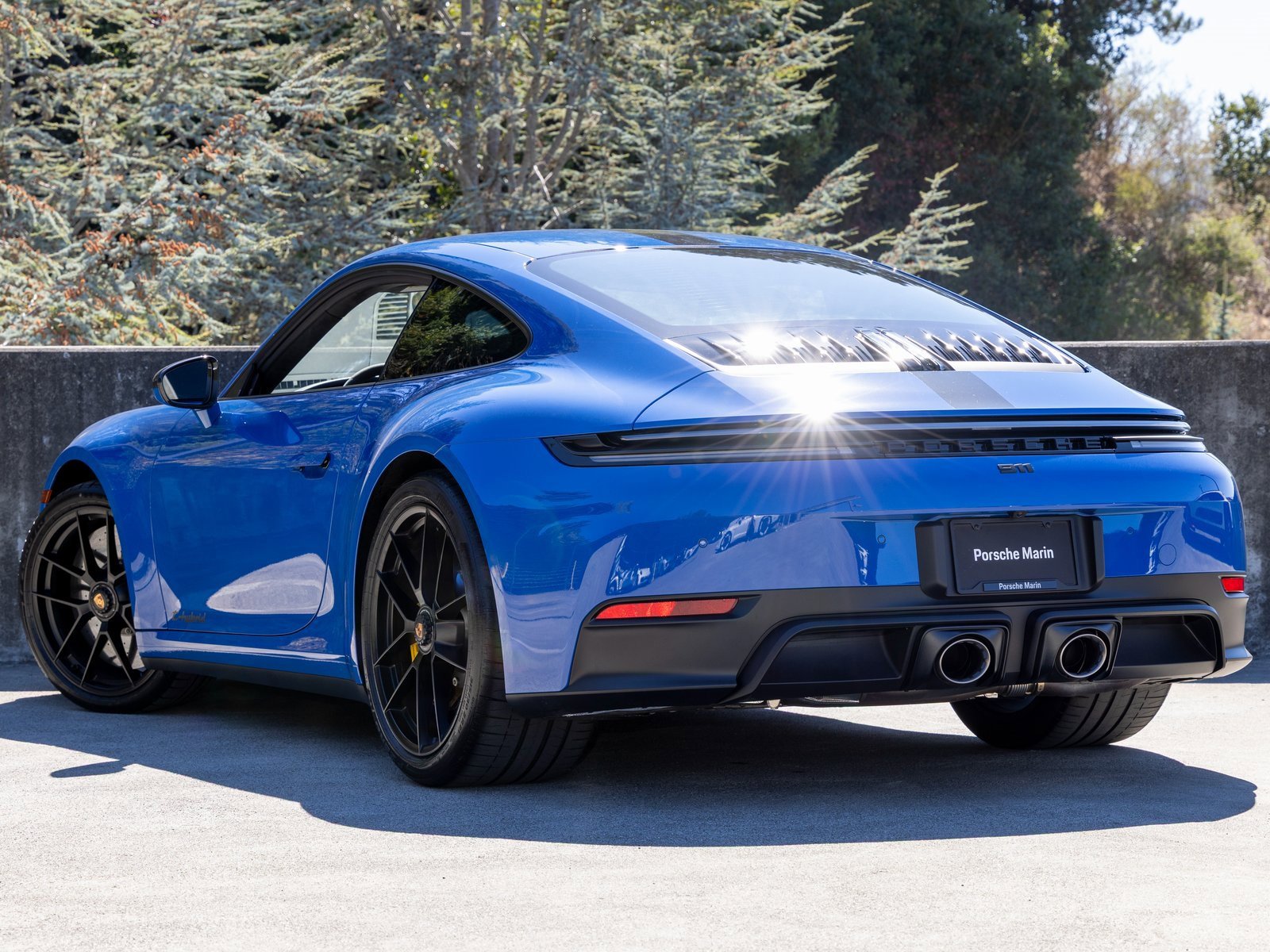 Used 2025 Porsche 911 Carrera GTS image 3