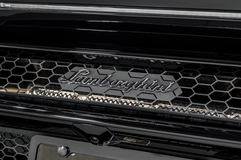 Used 2022 Lamborghini Huracan EVO RWD image 57