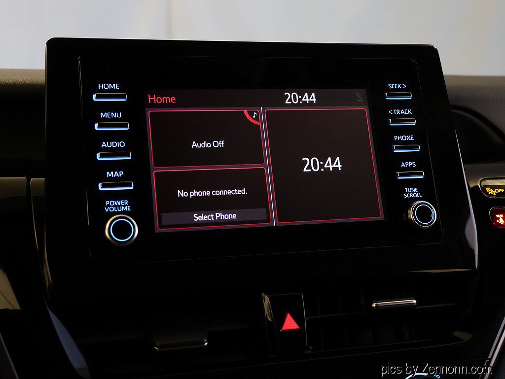 Used 2022 Toyota Camry XSE FWD image 18