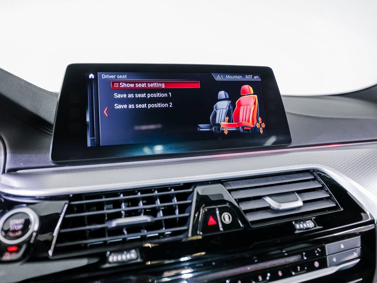 Used 2018 BMW M550i xDrive image 18