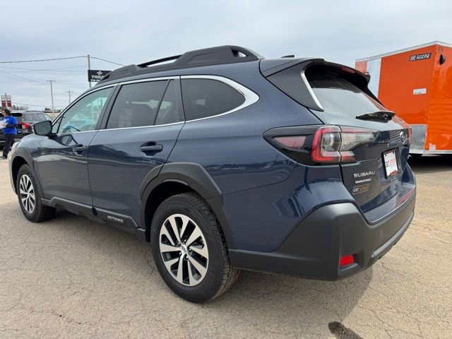Used 2024 Subaru Outback Premium AWD/4WD image 5