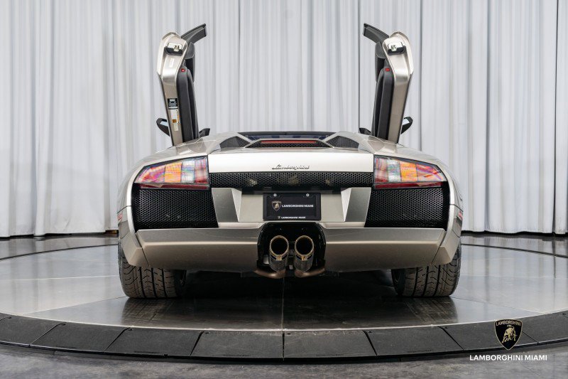Used 2006 Lamborghini Murcielago Roadster image 24