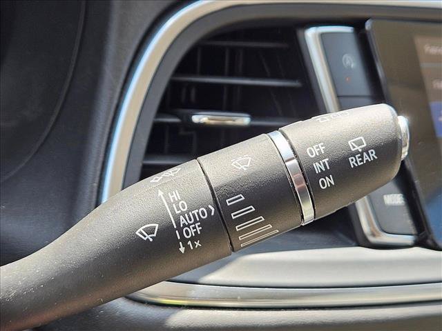 Used 2023 Buick Enclave Avenir w/ Avenir Technology Package FWD image 23