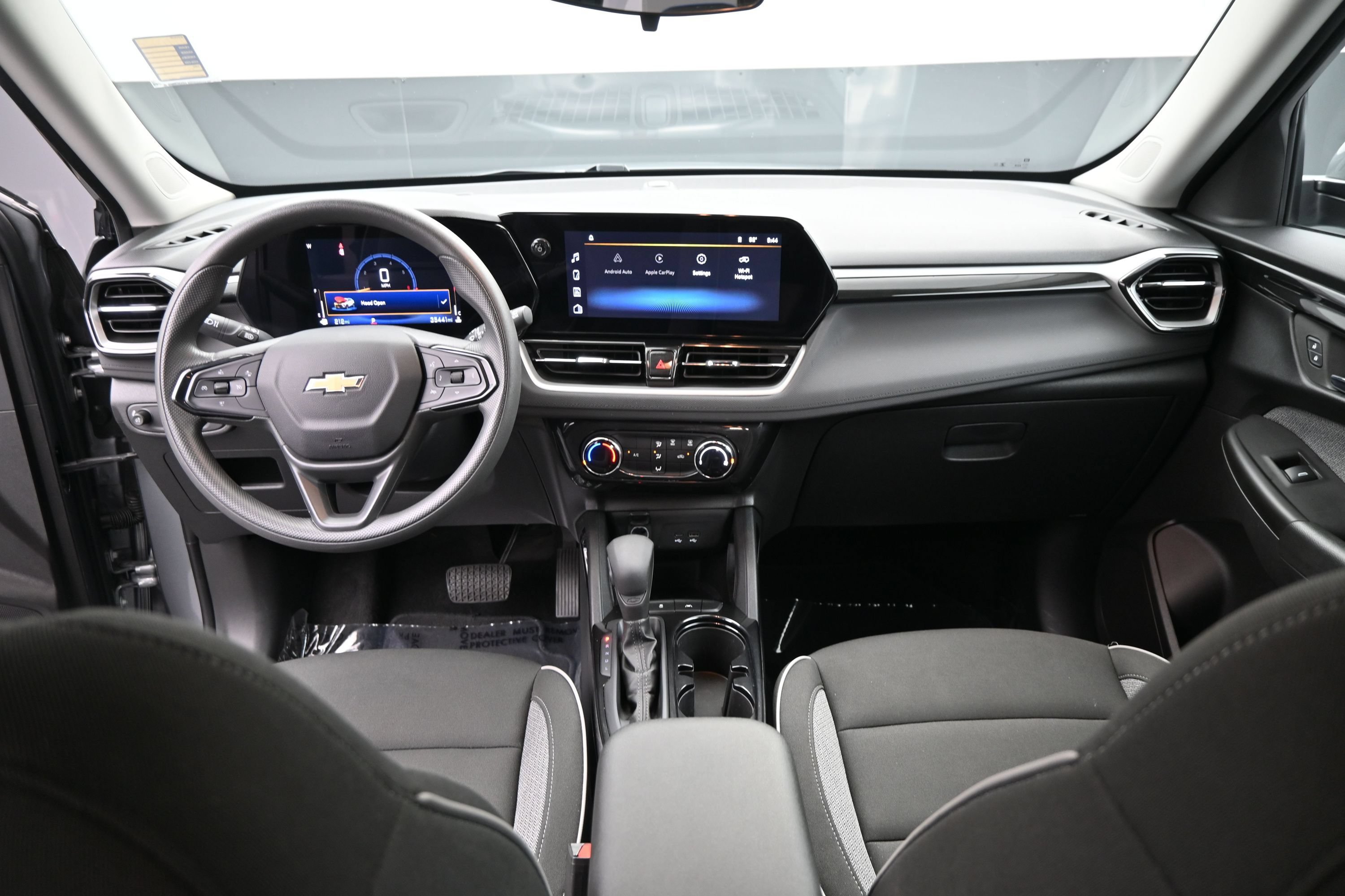 Used 2025 Chevrolet TrailBlazer LT FWD image 21