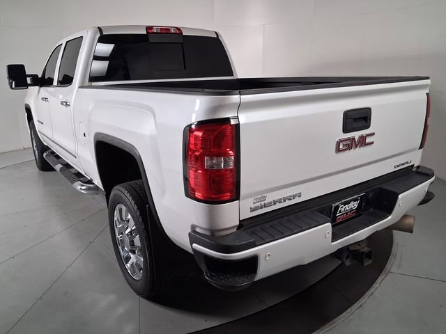 Used 2018 GMC Sierra 2500 Denali w/ Duramax Plus Package AWD/4WD image 6