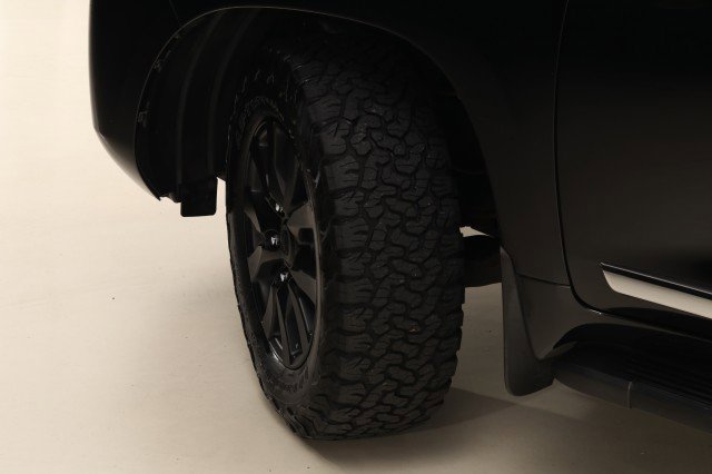 Used 2016 Toyota Land Cruiser AWD/4WD image 58