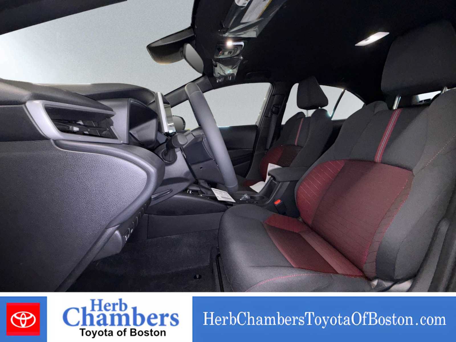 New 2026 Toyota Corolla SE w/ SE Package FWD image 5