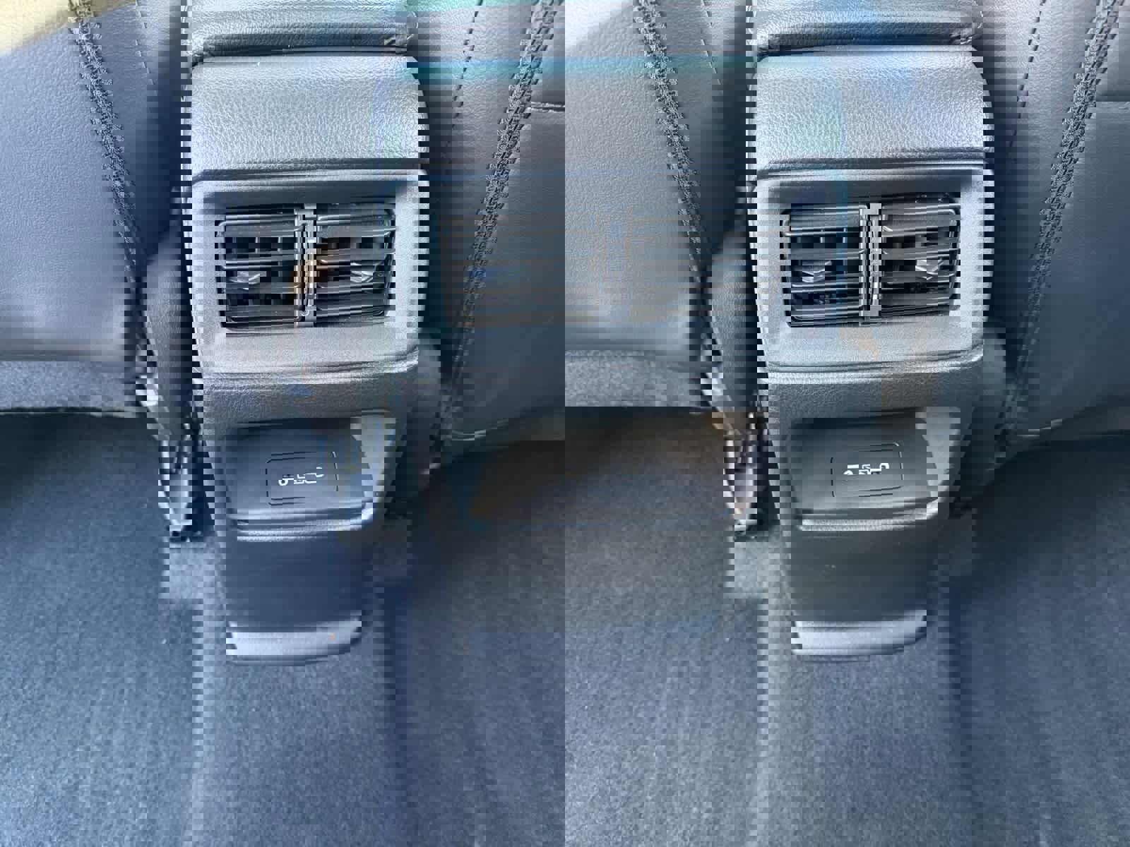 Used 2024 Honda CR-V EX-L image 12