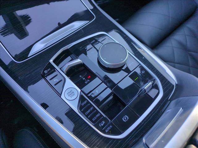 Used 2023 BMW X7 xDrive40i w/ M Sport Package image 12