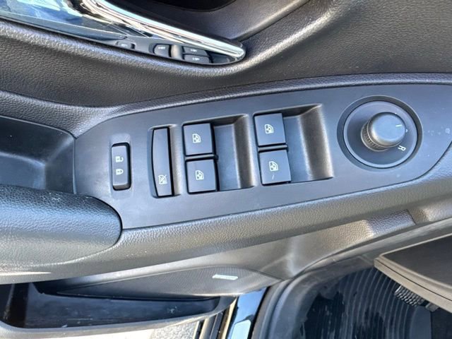 Used 2018 Chevrolet Trax Premier w/ Midnight Edition image 14