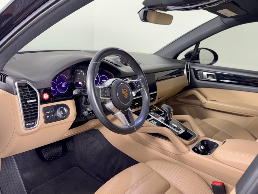 Certified 2022 Porsche Cayenne AWD/4WD image 4