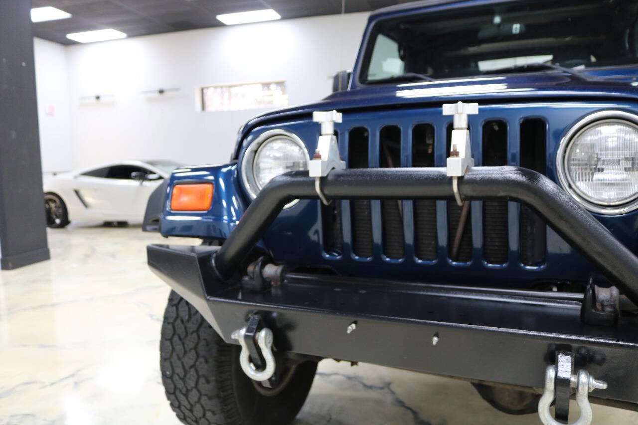 Used 2004 Jeep Wrangler Rubicon AWD/4WD image 23