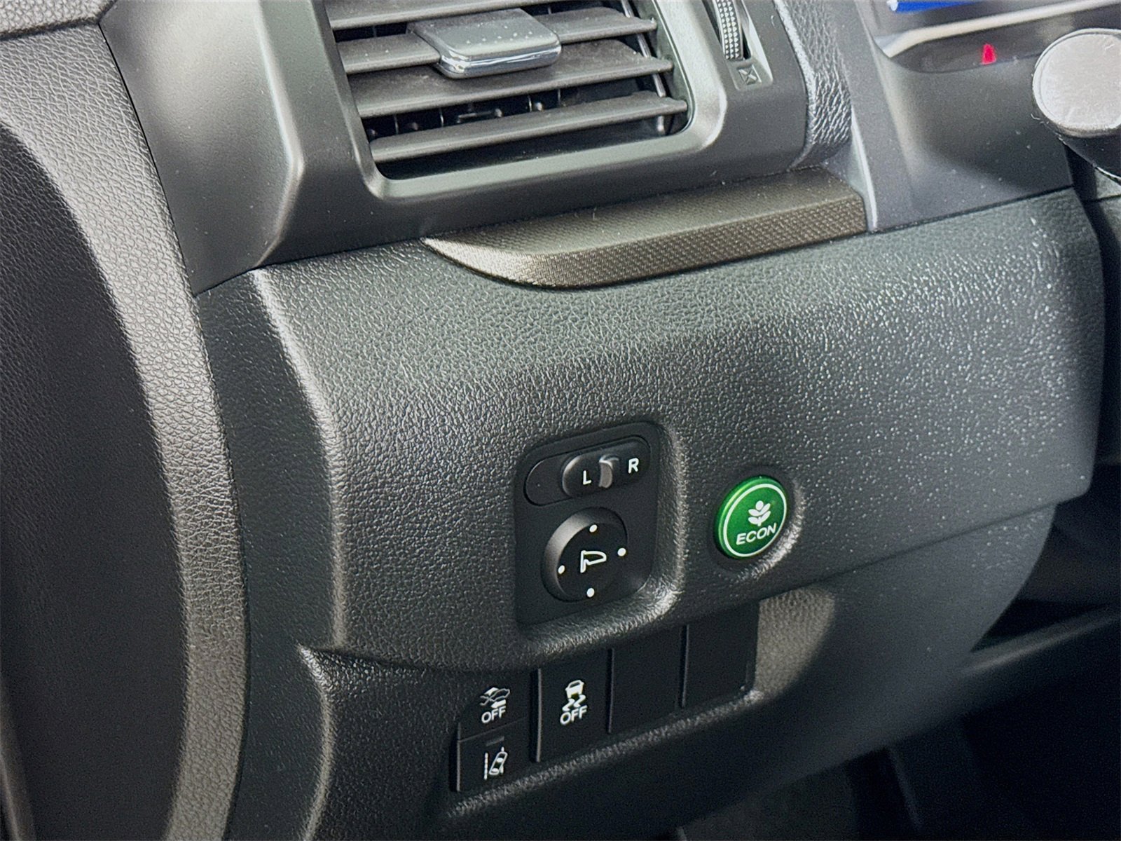 Used 2022 Honda Pilot TrailSport image 8