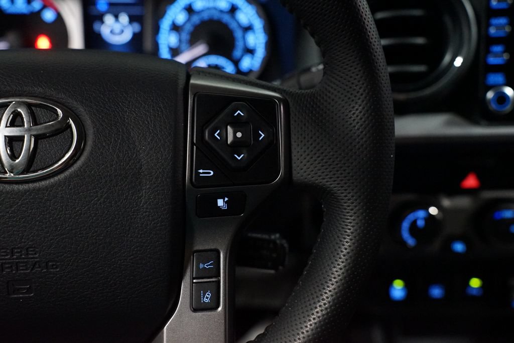 Certified 2023 Toyota Tacoma SR5 AWD/4WD image 14